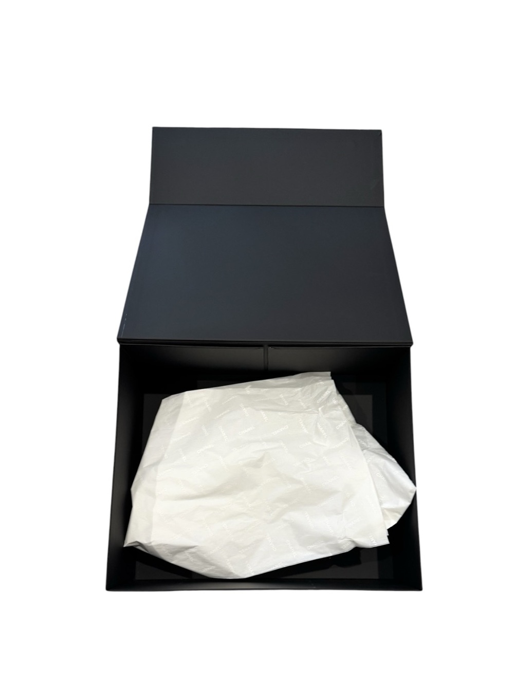 CHANEL BOX, Dust Bag & Card - Picture 4 of 9